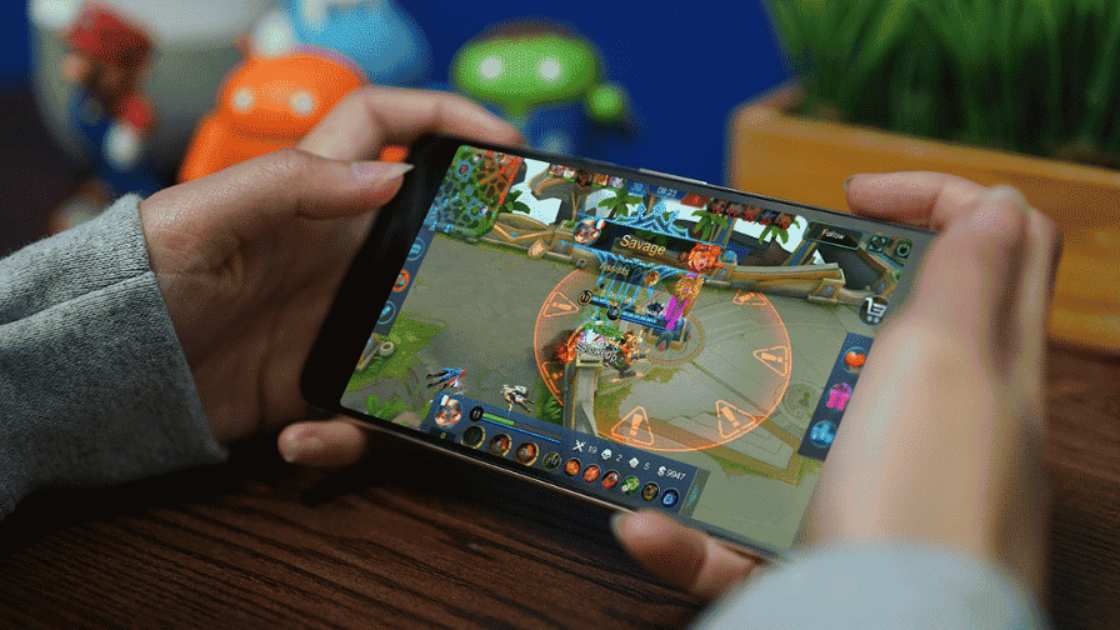Lakukan 4 Tips Ini Agar HP Tidak Cepat Panas Saat Main Game Online