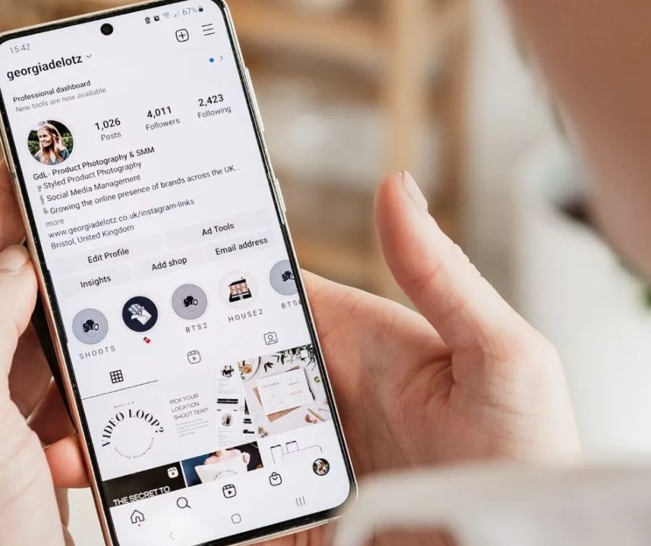 Blank Space for Instagram Highlights - Copy Paste di IG